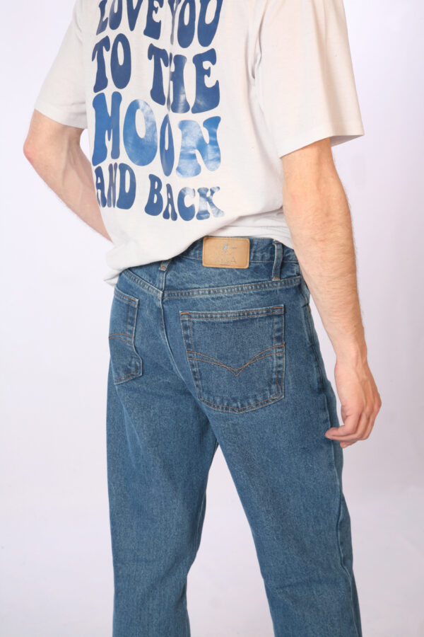 pantalón jeans de hombre modelo C-1001 trasero