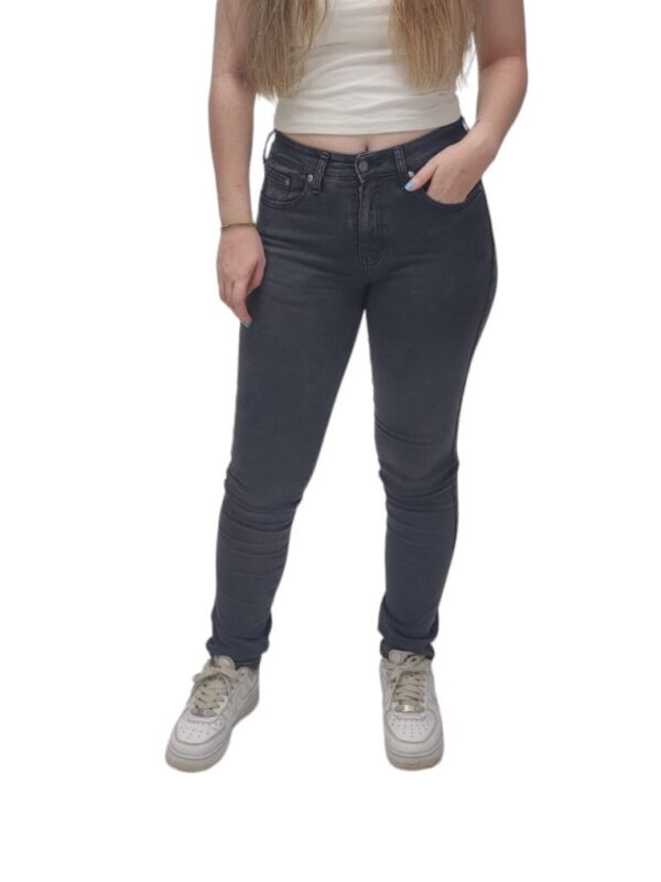 pantalón pitillo de mujer modelo C-2013 100.