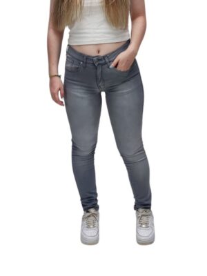 pantalón pitillo de mujer modelo C-2013 frente.
