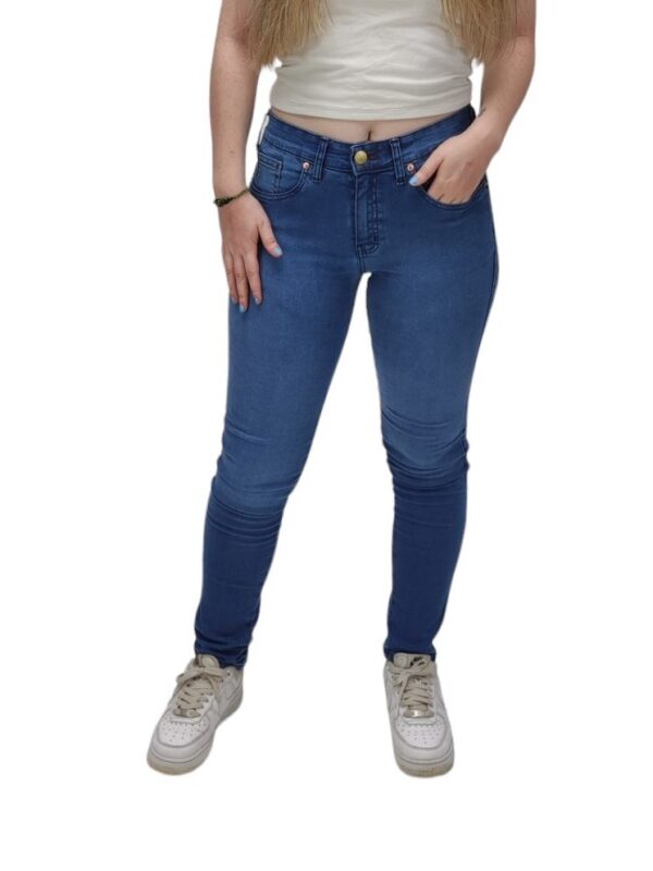 pantalón pitillo de mujer modelo C-2013 3.