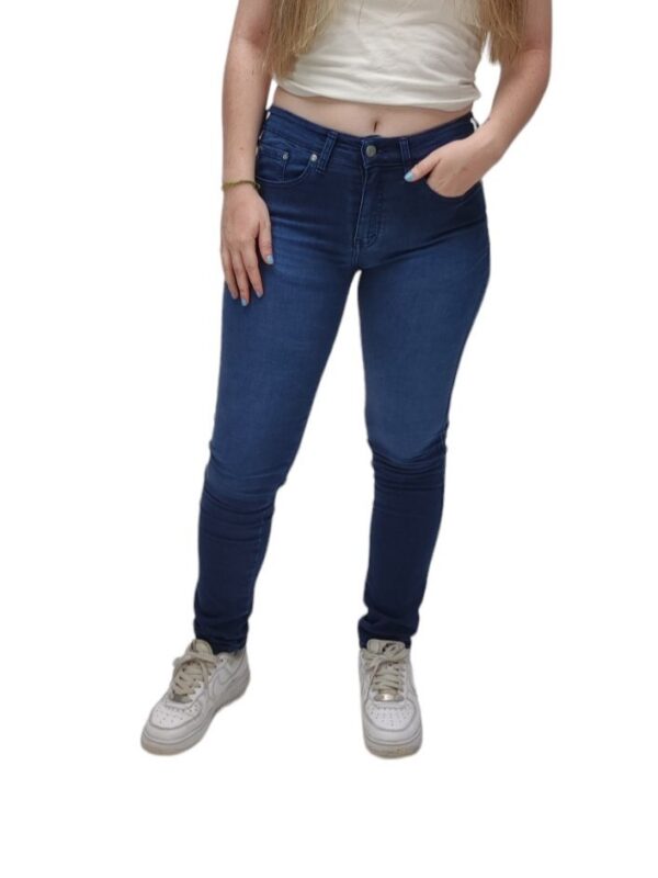 pantalón pitillo de mujer modelo C-2013 40.